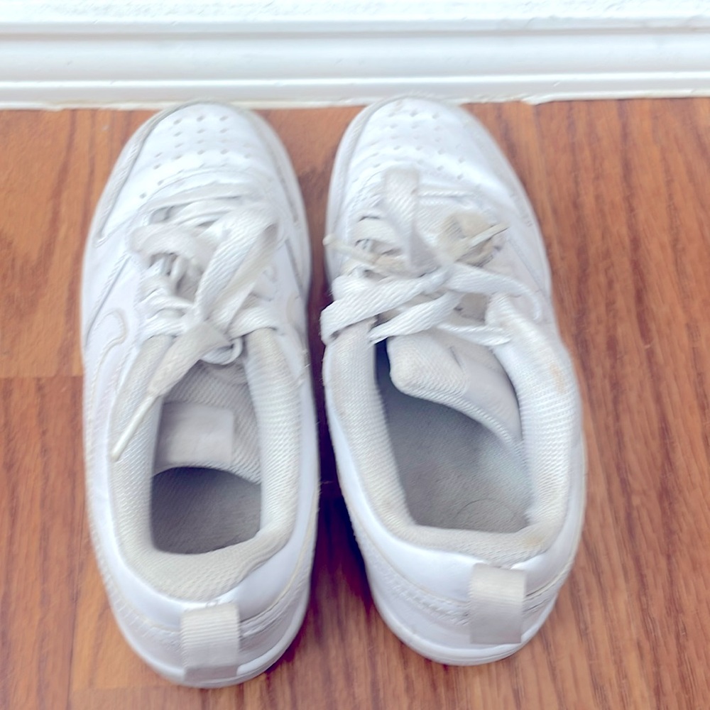 Girls Nike sneakers
